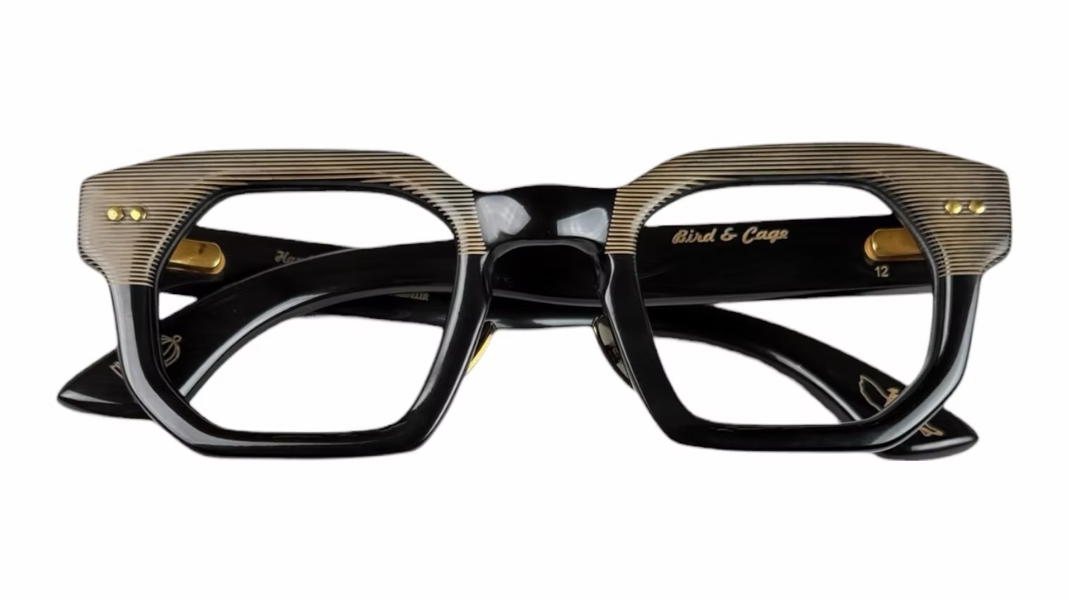 Eyeclusive eyewear