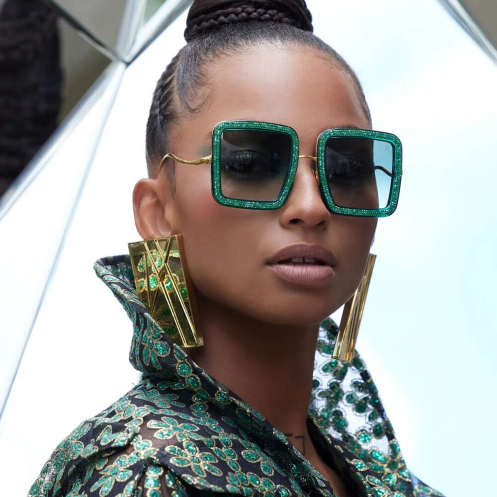 Eyeclusive eyewear